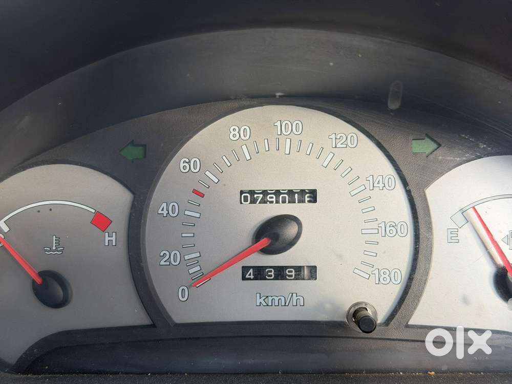 Hyundai Santro Xing Petrol 2011