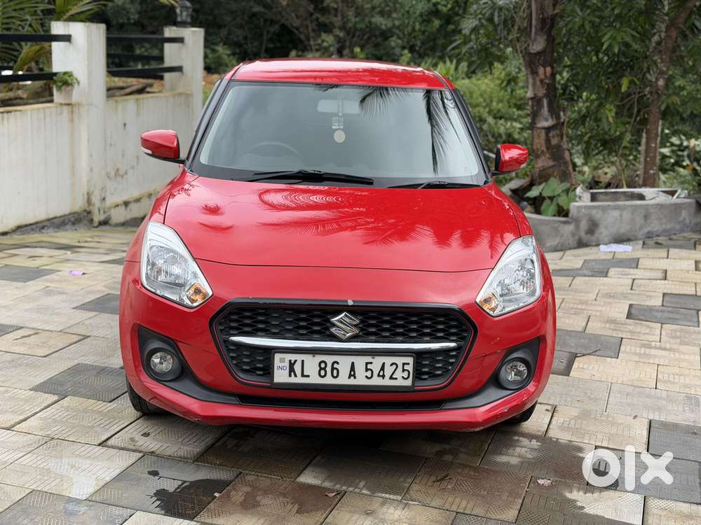 Maruti Suzuki Swift Vxi + Manual, 2022, Petrol