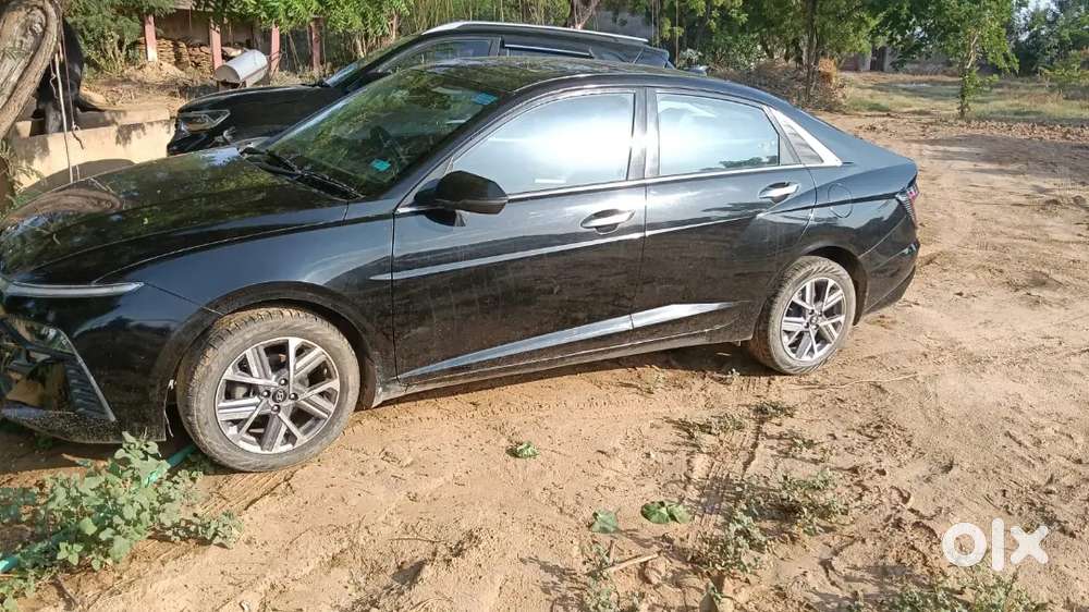 Hyundai Verna 1.5 Petrol Sx 2024