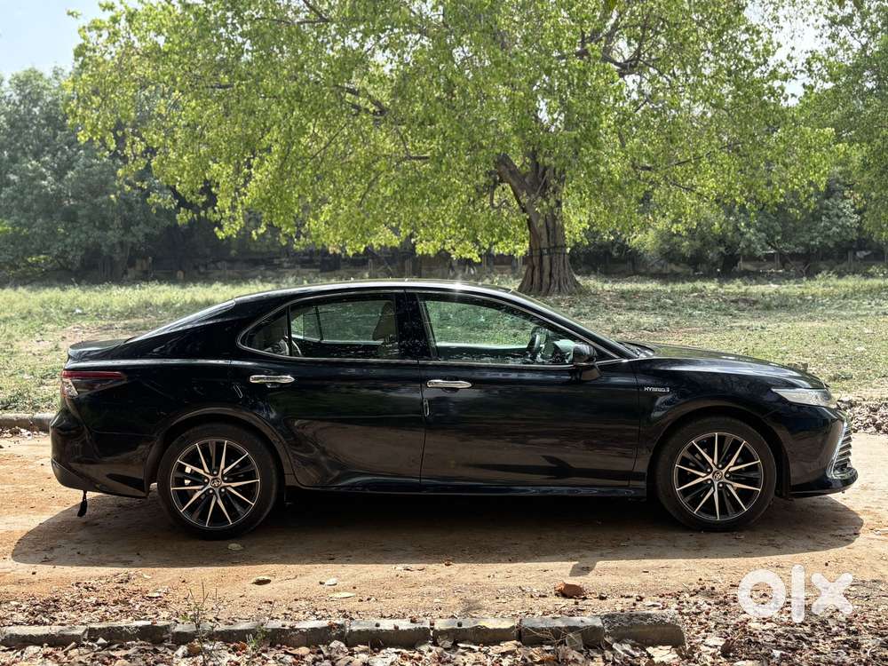 Toyota Camry [2019-ongoing] 2.5 Hybrid, 2024, Petrol