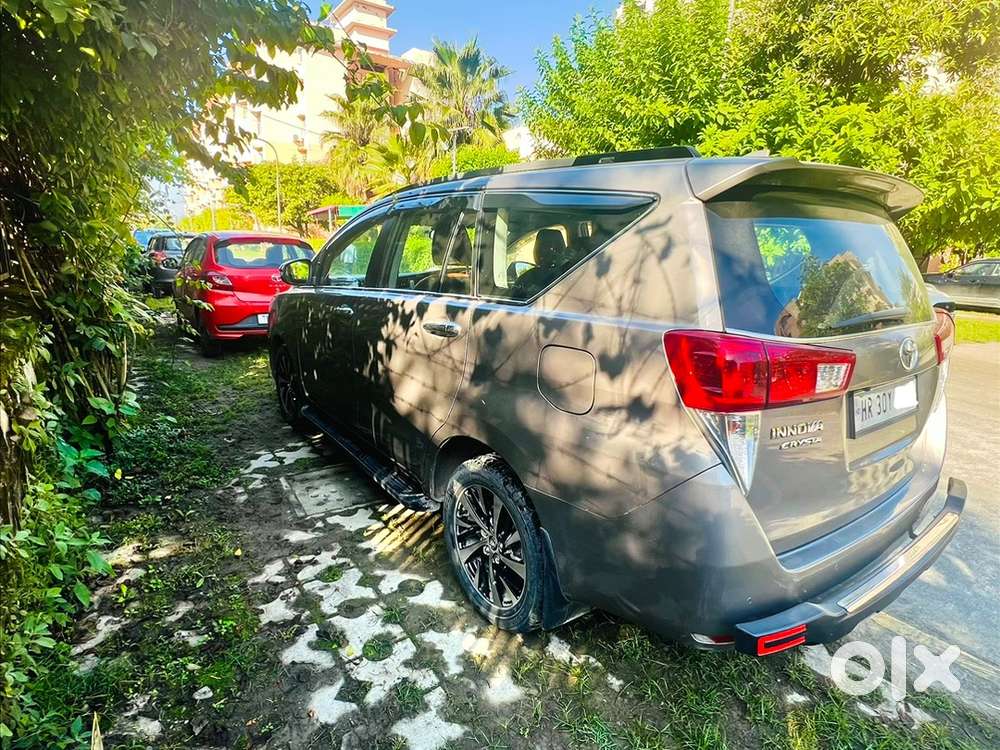 Toyota Innova Crysta 2022