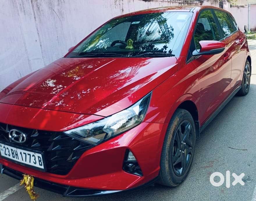 Hyundai I20 Sportz 1.2 Ivt Dual Tone, 2023, Petrol