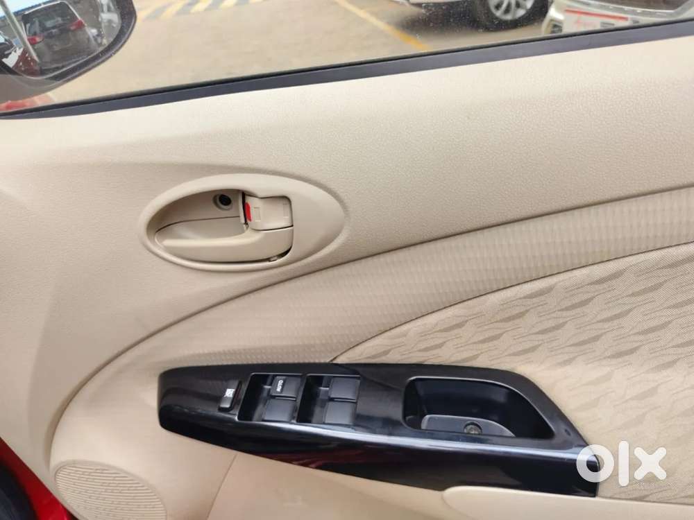 Toyota Etios Liva Vx Dual Tone, 2019, Petrol