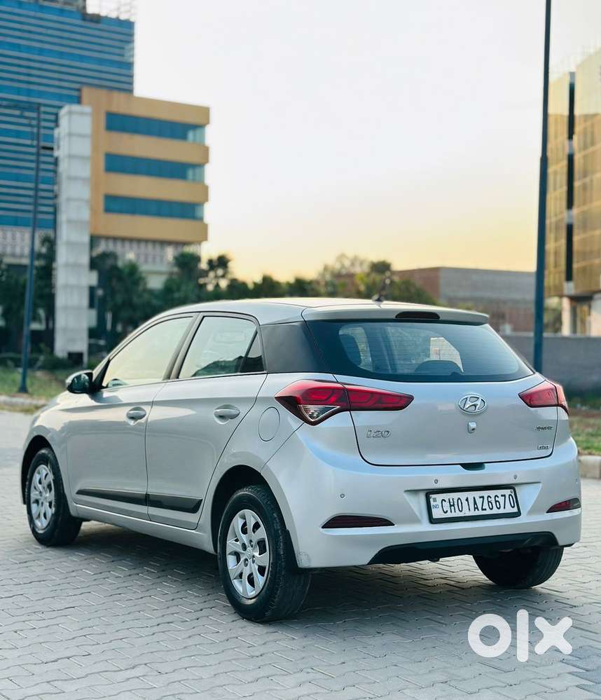 Hyundai I20 Sportz 1.2 Vtvt, 2014, Petrol
