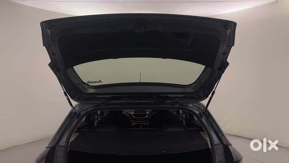 Tata Altroz 1.2 Xma Plus, 2023, Petrol