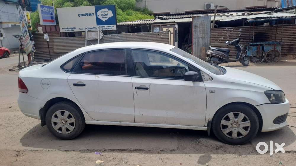 Volkswagen Vento Petrol 2011