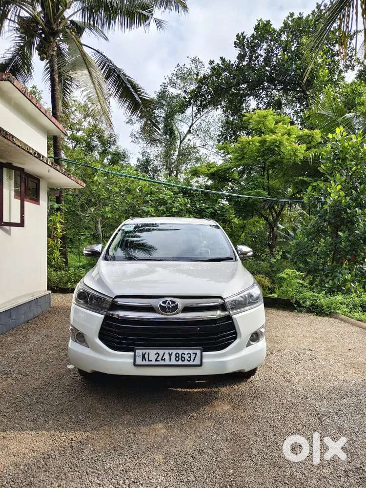 Toyota Innova Crysta 2016 Diesel Automatic