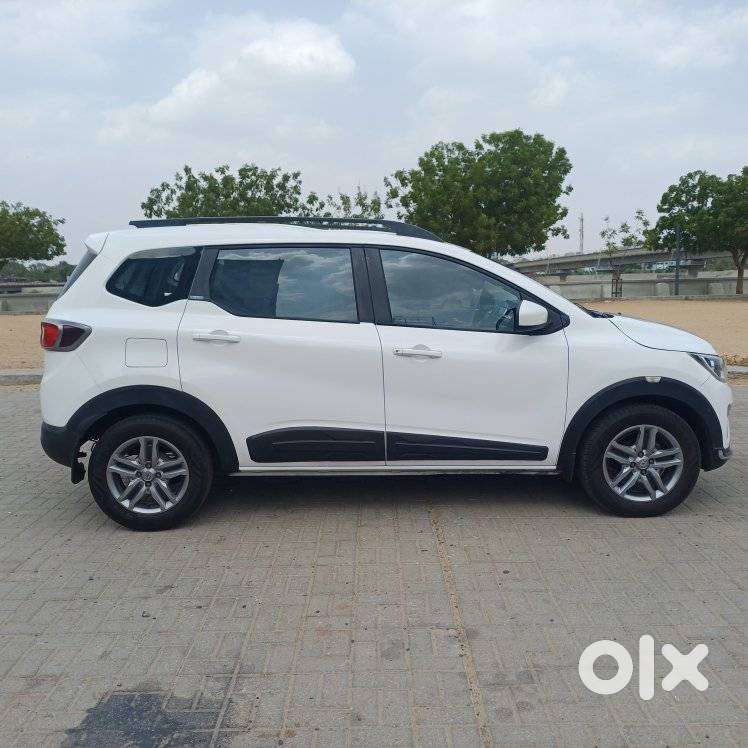Renault Triber Rxz, 2020, Petrol
