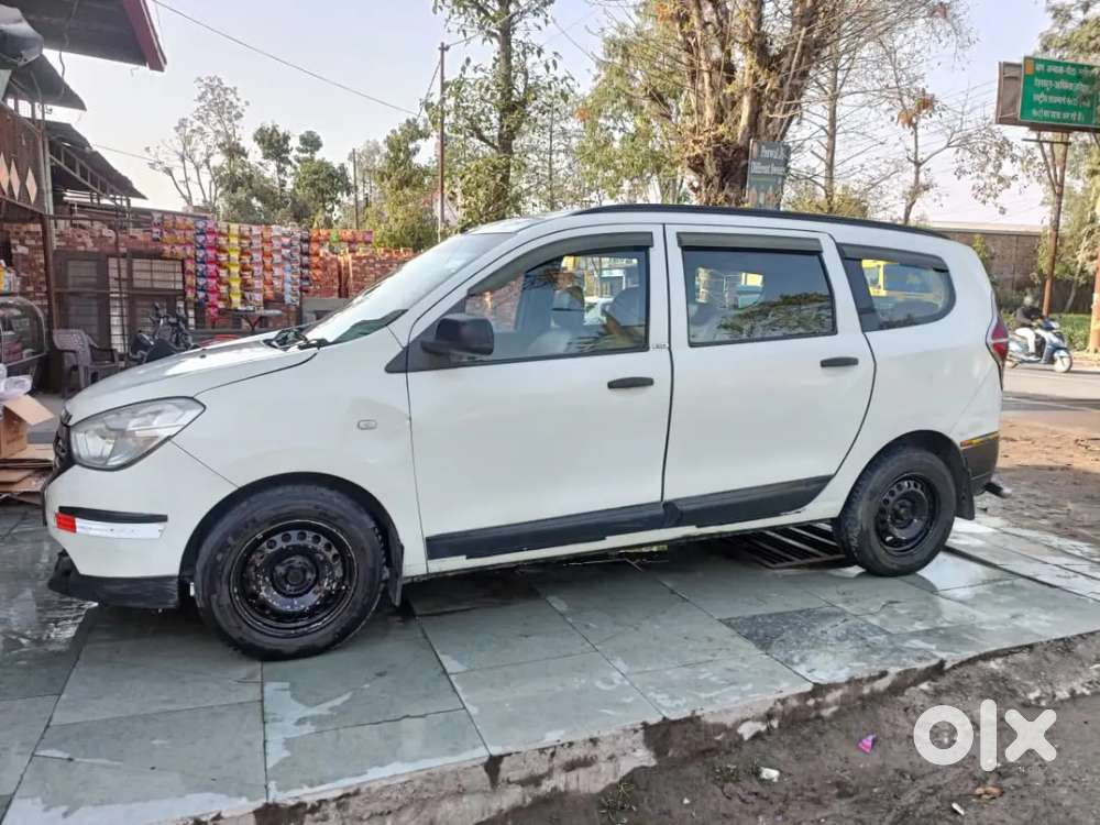 Renault Lodgy 2017 Diesel 95280 Km Driven