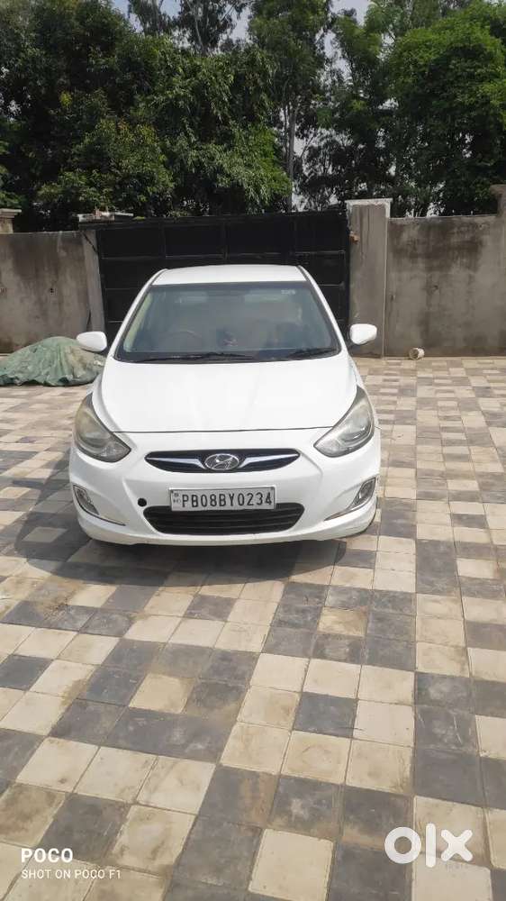 Hyundai Verna Crdi 2012