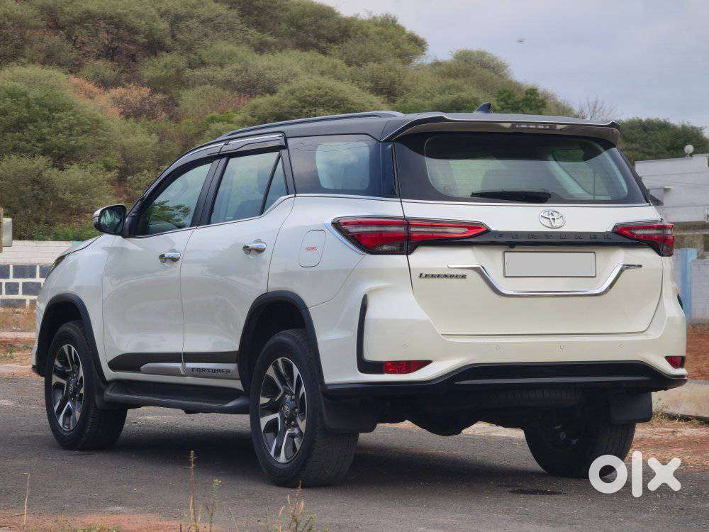 Toyota Fortuner Legender 4x2 At 2.8, 2022, Diesel