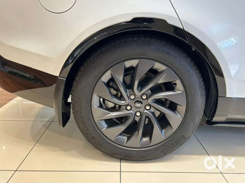 Land Rover Discovery, 2024, Petrol