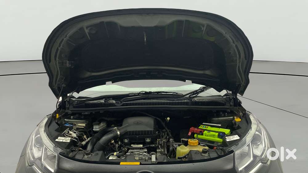 Tata Nexon 1.5 Revotorq Xma Amt (s), 2021, Petrol