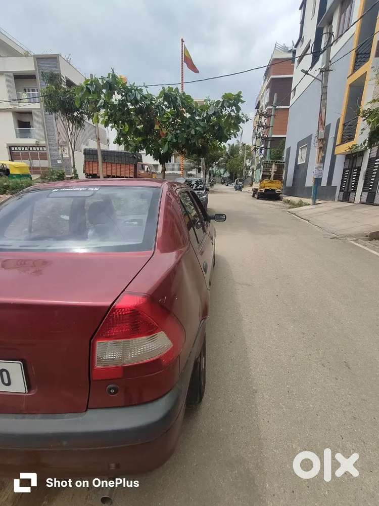 Ford Ikon Petrol 2003