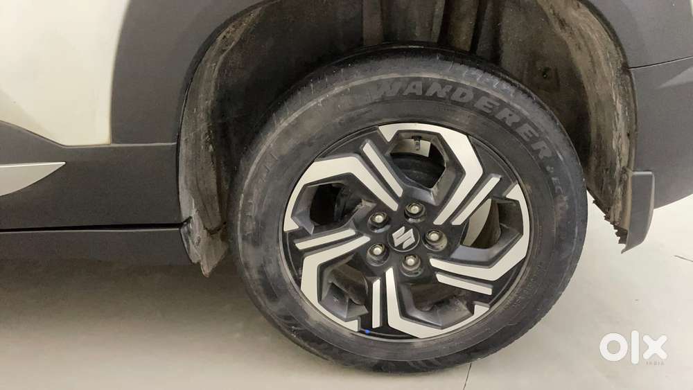 Maruti Suzuki Vitara Brezza 1.5 Zxi, 2023, Petrol