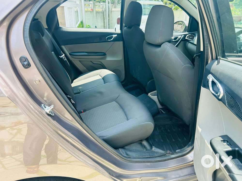 Tata Tiago 1.2 Revotron Xza, 2018, Petrol