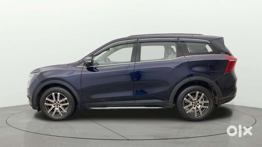 Mahindra Xuv700 2.0 Ax 7 Petrol At Luxury Pack Str, 2023, Petrol