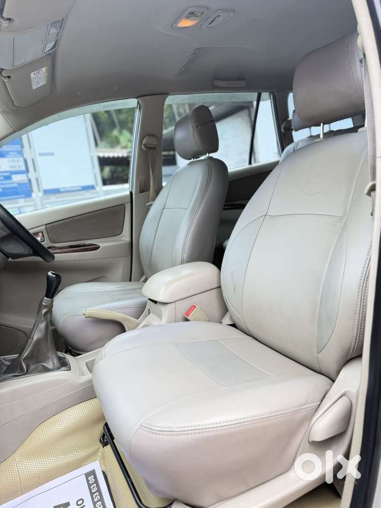 Toyota Innova 2.5 V 7 Str, 2012, Diesel