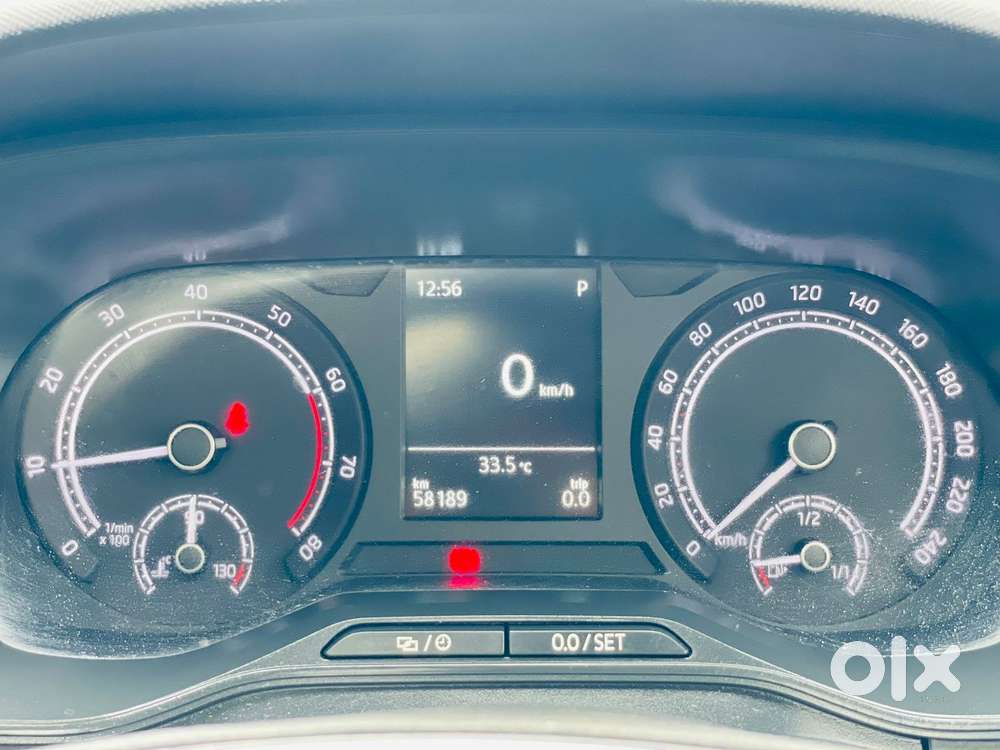 Skoda Kushaq 1.0 Tsi Style, 2022, Petrol