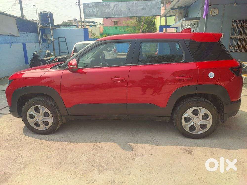 Maruti Suzuki Brezza Vxi At, 2024, Petrol