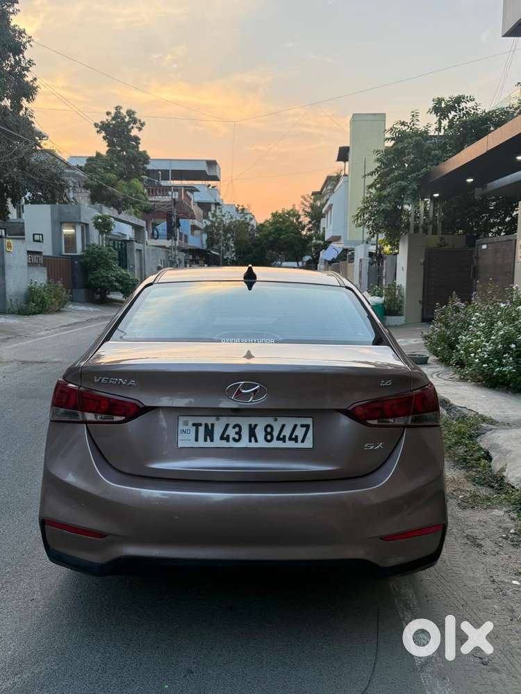 Hyundai Verna 1.5 Sx (o) Vtvt, 2018, Petrol