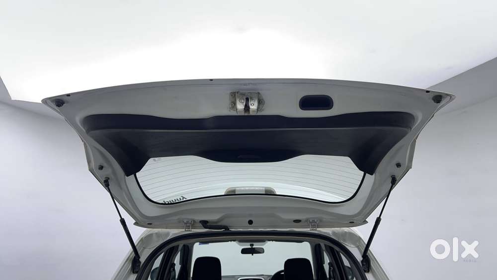 Maruti Suzuki Vitara Brezza 1.5 Vxi, 2022, Cng & Hybrids