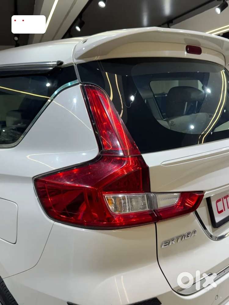 Maruti Suzuki Ertiga Vxi At, 2022, Petrol