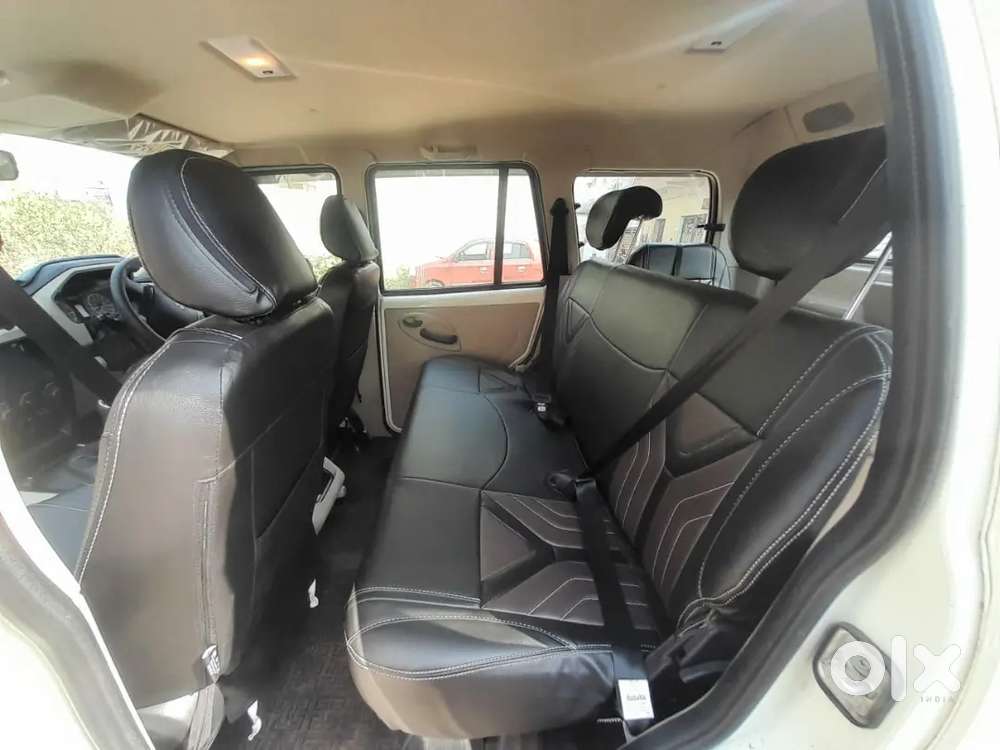 Scorpio Classic S 2025 Diesel Mt  7 Seater  10k Run. Urgent Sale.