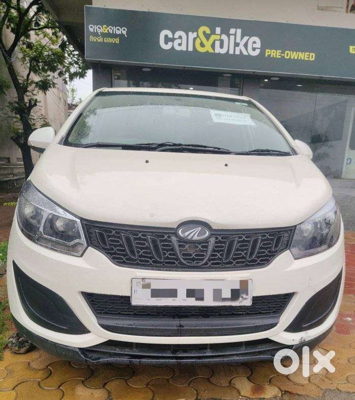 Mahindra Marazzo M4, 2020, Diesel