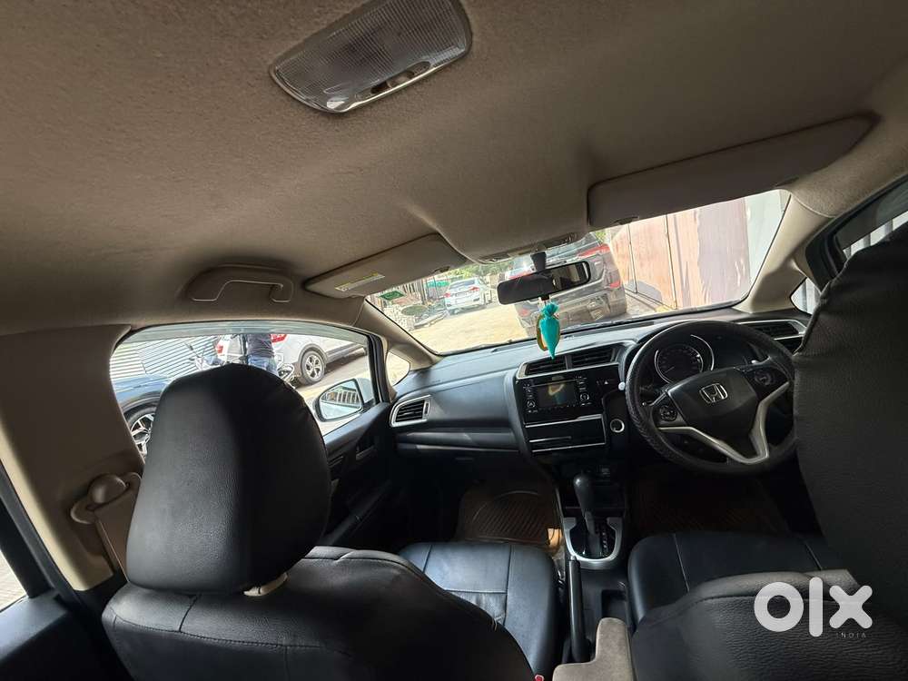 Honda Jazz V Automatic, 2018, Petrol