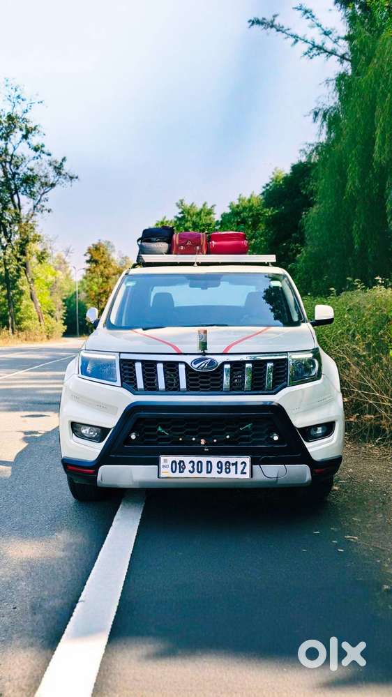 Mahindra Bolero Neo 10r 2021