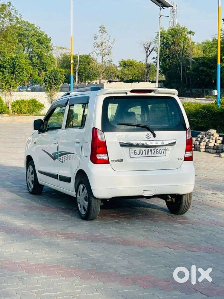 Maruti Suzuki Wagon R Vxi 1.0, 2018, Petrol