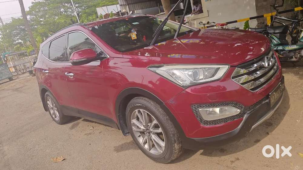 Hyundai New Santa Fe 2014 Diesel 142000 Km Driven