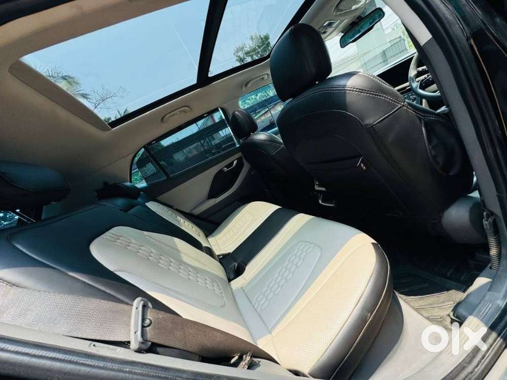Hyundai Creta 1.5 Sx (o) Ivt Petrol, 2025, Petrol