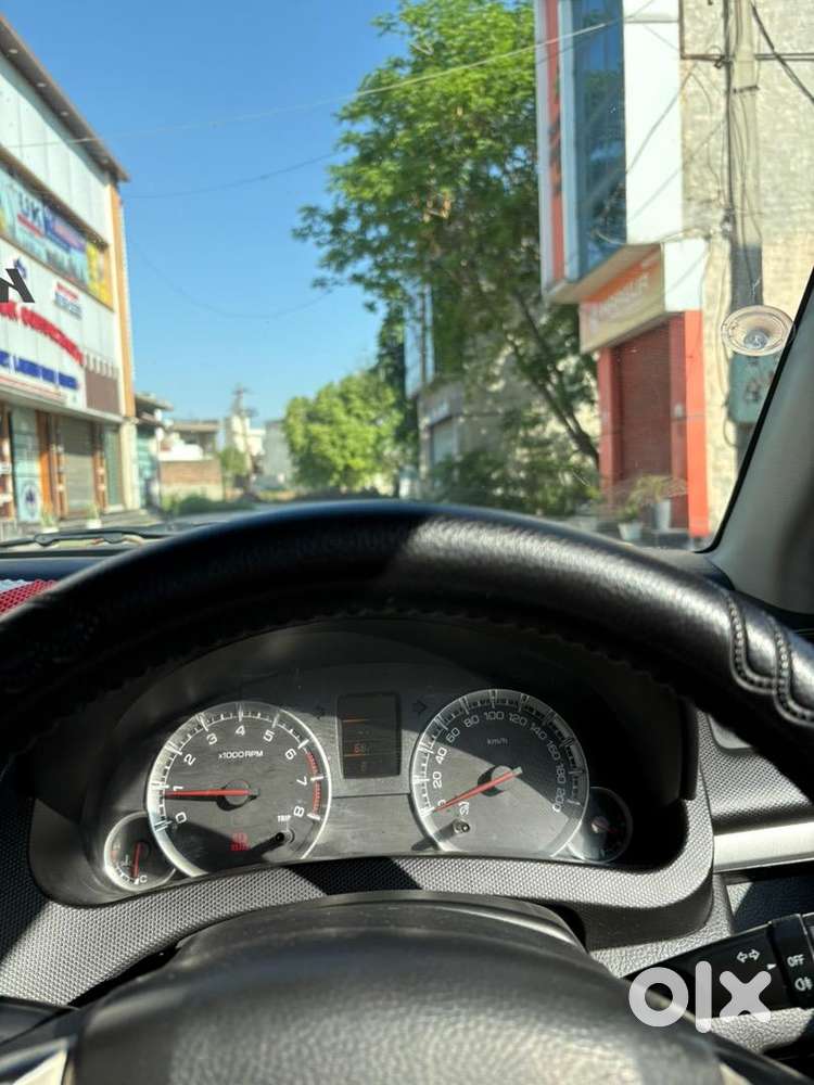 Maruti Suzuki Swift 2015 Petrol Well Maintained