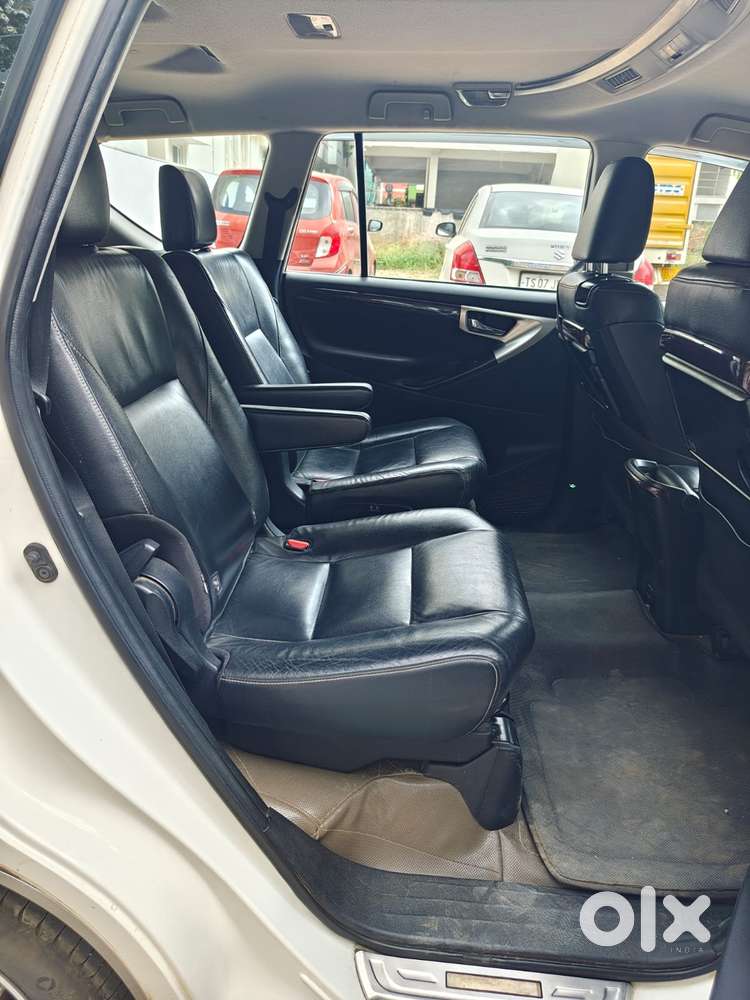Toyota Innova Crysta 2.4 Z 7 Str, 2016, Diesel