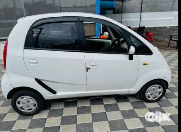 Tata Nano Xt, 2016, Petrol