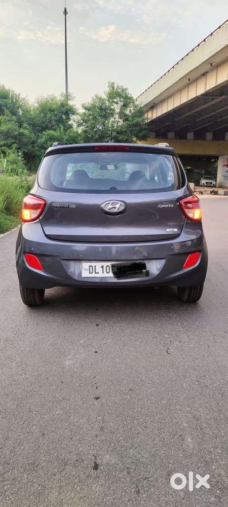 Hyundai Grand I10 Sportz(o) 1.2 Mt, 2017, Cng & Hybrids
