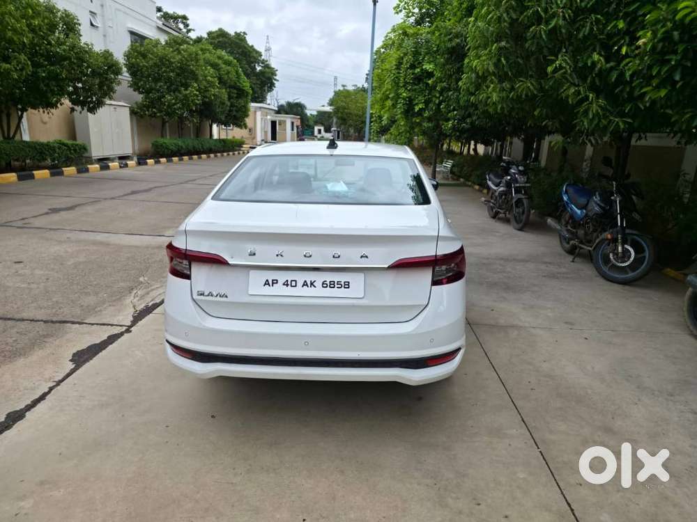 Skoda Slavia 1.0 Ambition Tsi At Rear Usage Only Driven 28000