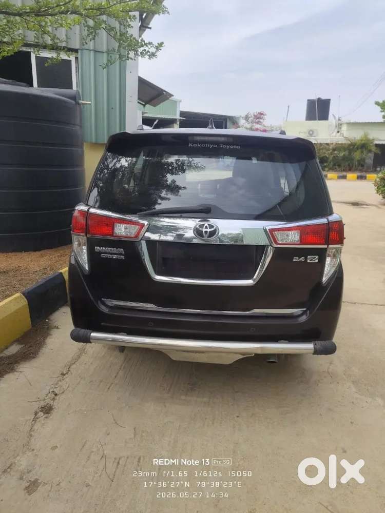 Toyota Innova Crysta 2016 Top End Diesel 292516 Km Driven