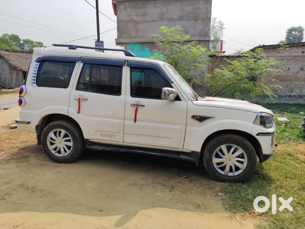Mahindra Scorpio 2015 Diesel 10028 Km Driven