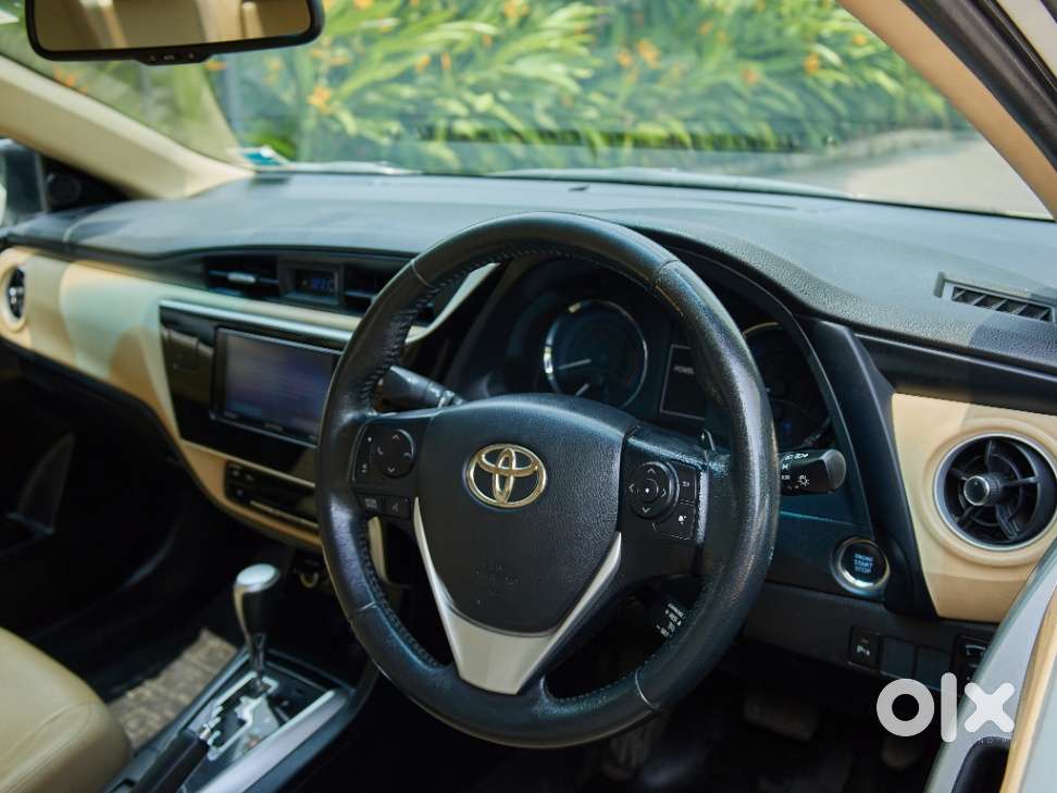 Toyota Corolla Altis Vl At, 2018, Petrol