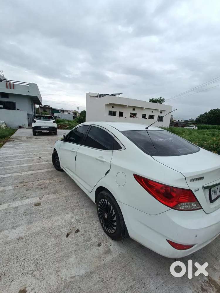 Hyundai Verna 2013