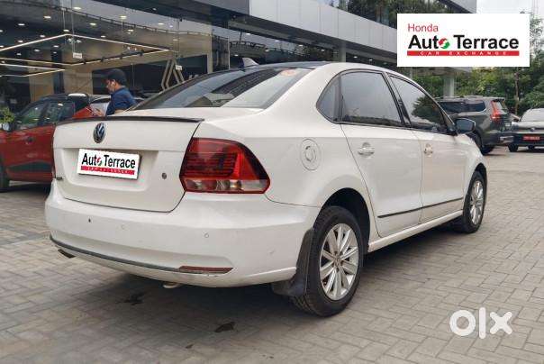 Volkswagen Vento 1.2 Tsi Highline At, 2016, Petrol