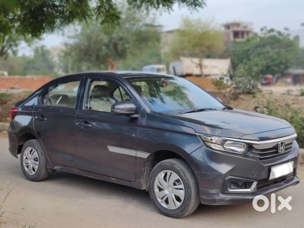 Honda Amaze S Mt (i-vtec)  Excellent Condition  Single Hand Driven