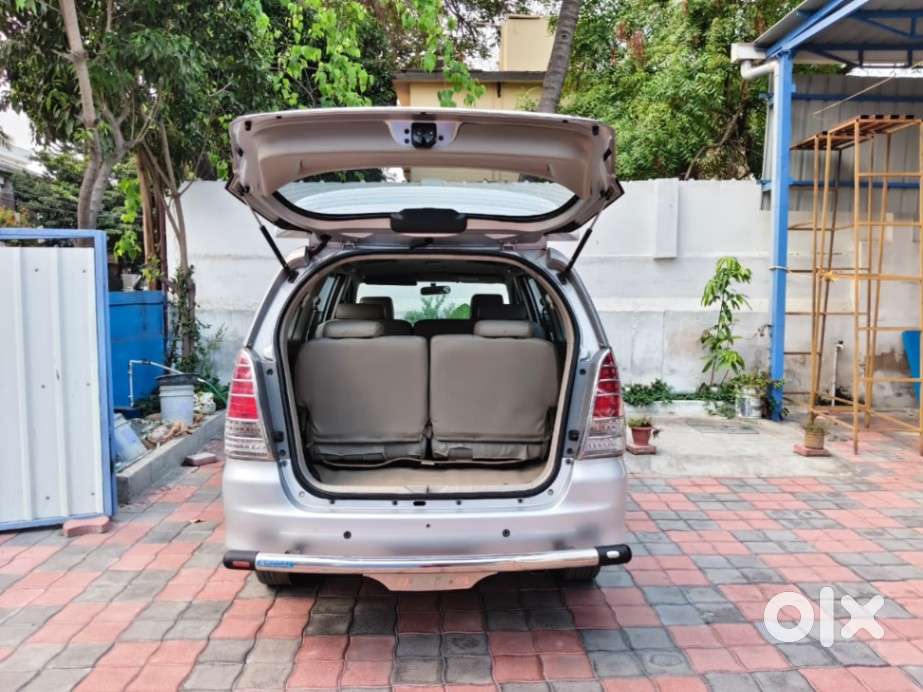 Toyota Innova 2.5 Vx 8 Str, 2011, Diesel