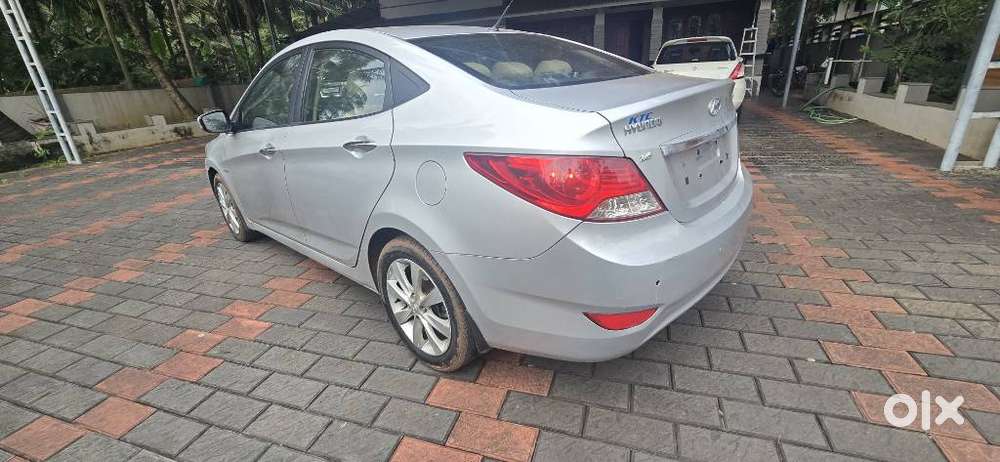 Hyundai Verna 1.6 Sx Crdi (o), 2012, Diesel
