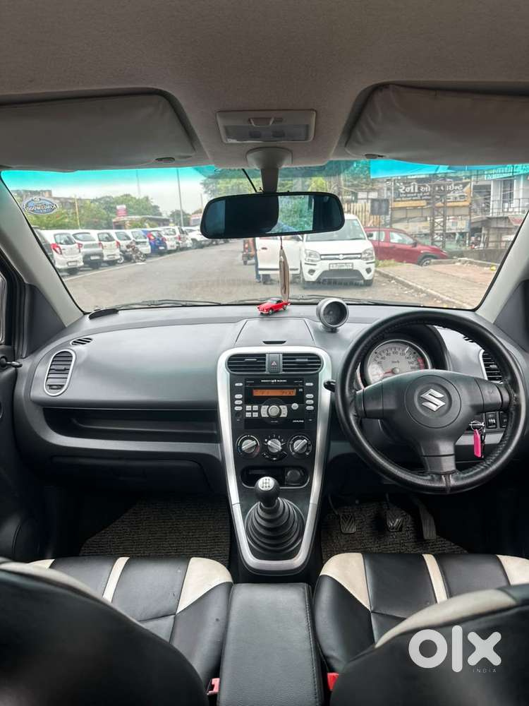 Maruti Suzuki Ritz Vxi, 2011, Petrol