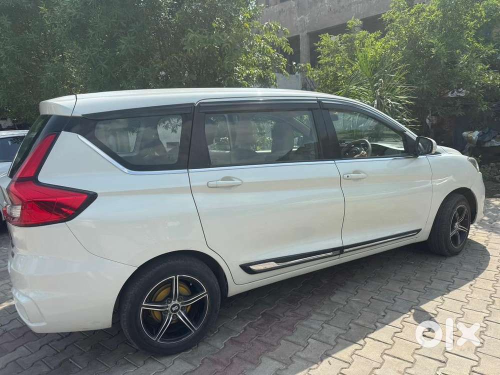 Maruti Suzuki Ertiga Automatic 2020 Cng & Hybrids Well Maintained