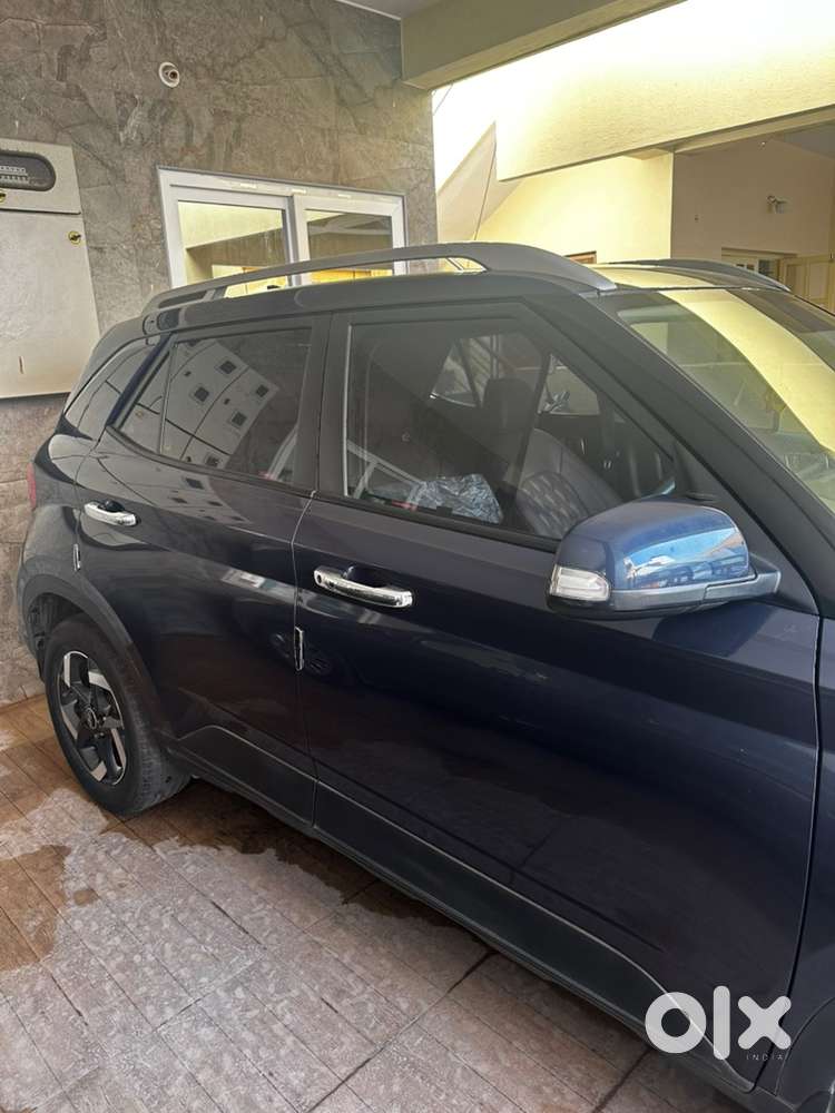 Hyundai Venue Petrol 2019